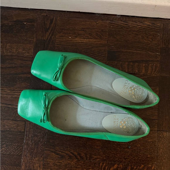 Vince Camuto Emerald Green Women’s Ballet Flats | Size 8M - Picture 14 of 14